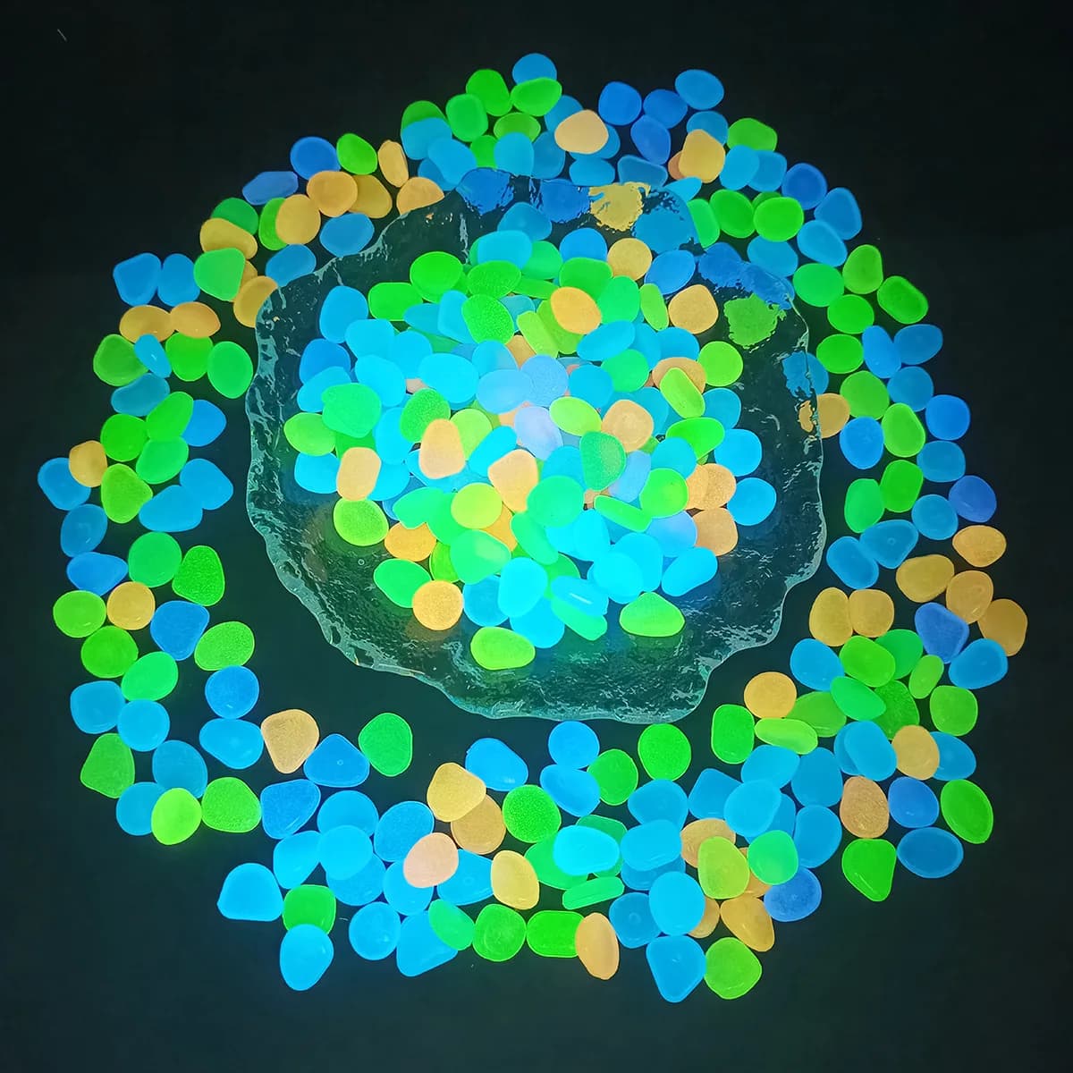 100PCS Luminous Stone Garden Fish Tank Landscape Glow-in-the-Dark Stone Decoration Artificial Fluorescent Color Goose Stone