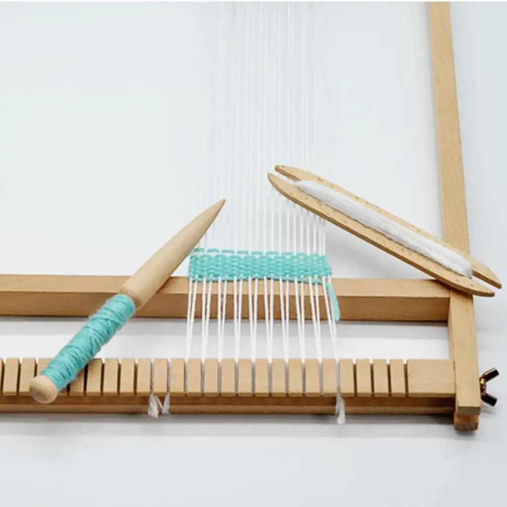 2 Styles Wooden Shuttle for Weaving Knitting Crafts DIY Kids Handicrafts Tool Loom Machine Accessory