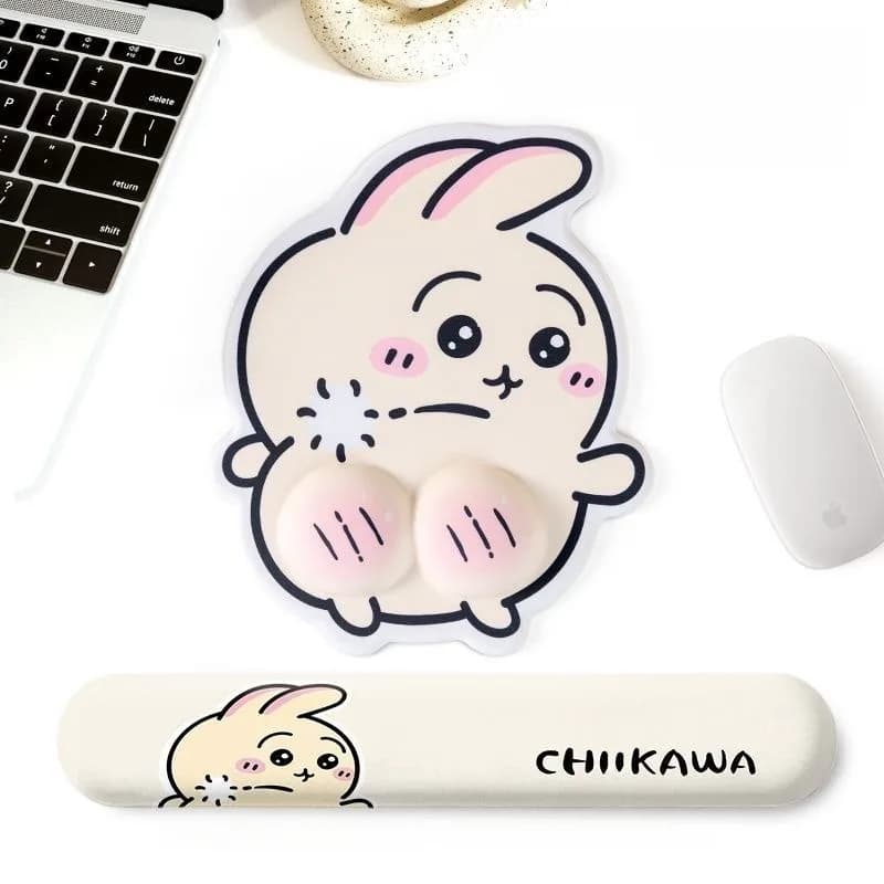 Tappetino per Mouse Anime Chiikawa Usagi 2026 Nuovo Design con Ragazze Sedute, Protezione per Polso da Scrivania per Ufficio, Carino e Adorabile Stile Cartoon Kawaii