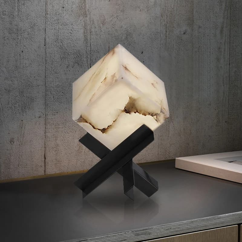 Spagna Lampada decorativa da tavolo in marmo cubico naturale Lampada da comodino per camera da letto studio nordico Lampada da scrivania creativa per hotel a LED