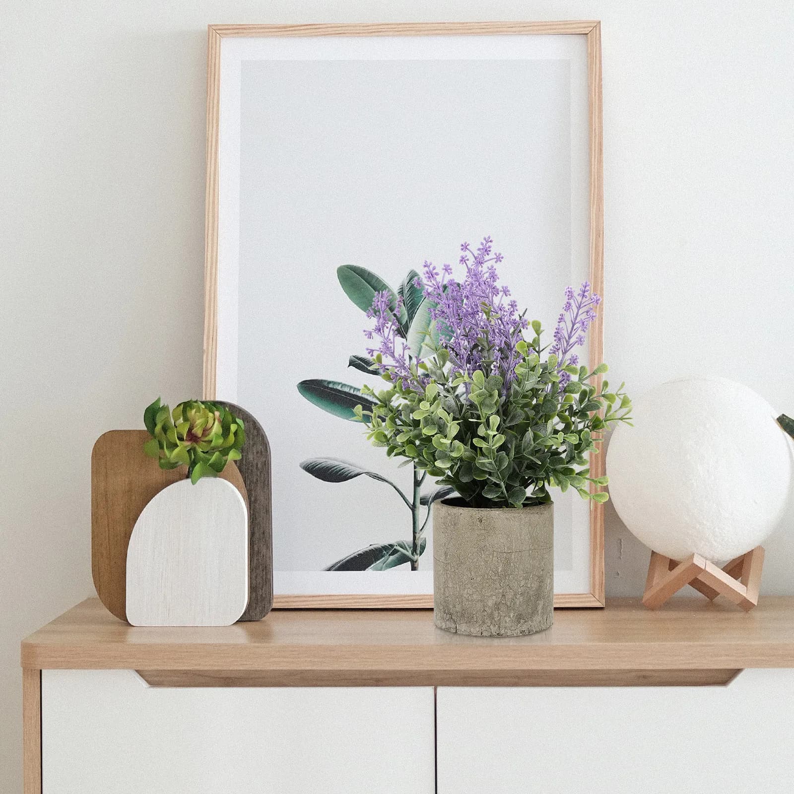 1 Piece of Artificial Vase Lavender Bonsai, Decoration Made of Ecological Plastic Powder for Home, Office and Desk