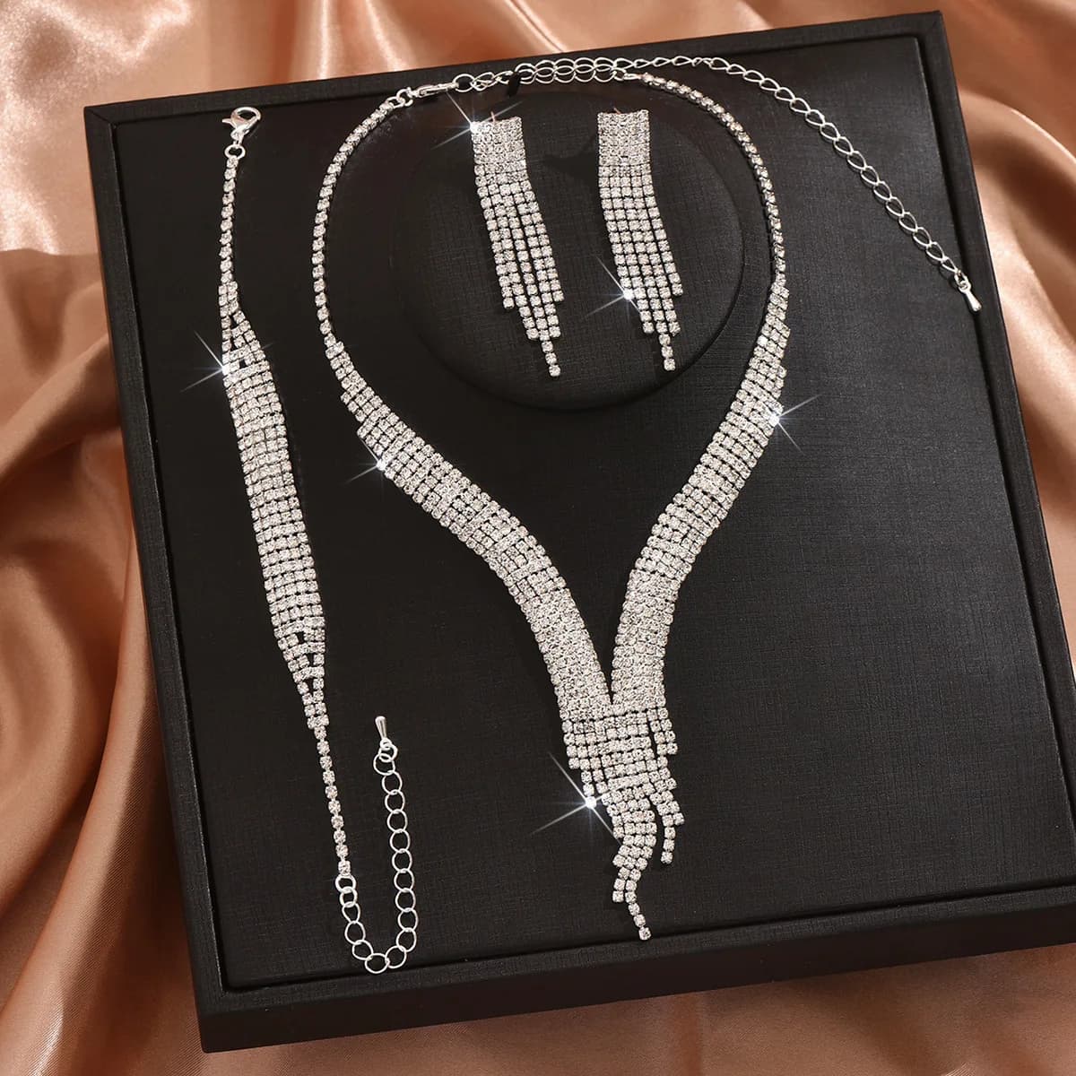 Luxury Tassel Zircon Jewelry Set 2/3/4Pcs Crystal Necklace Earrings Bracelet Ring Elegant Accessories for Bride Wedding Banquet