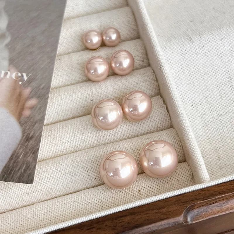 Orecchini a bottone con perle champagne: bagliore con un'eleganza semplice, illumina la tua bellezza Accessori per orecchie di fascia alta semplici ma lussuosi
