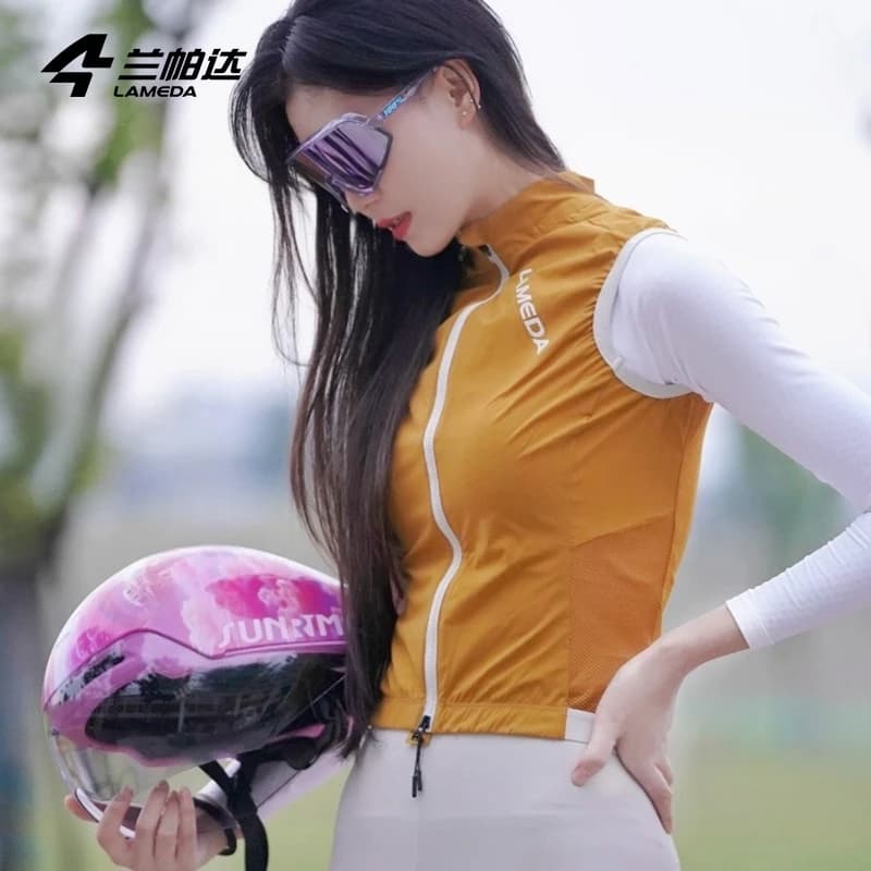 LAMEDA Women's Cycling Vest,windproof Vest Portable, Lightweight Cycling Waistcoat With Multifunctional Pockets sport Vest