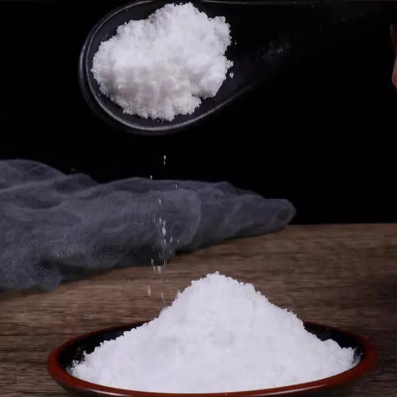 The fine texture in 100 g high purity natural alum powder quickly disintegrates contact with clean water, hand selected materials