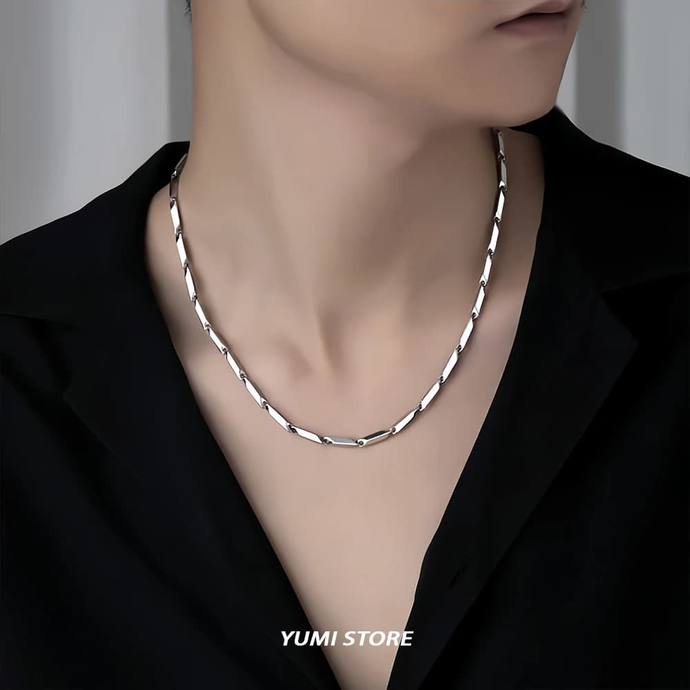 Hip Hop Ins Titanium Steel Diamond Shaped Mobius Necklace For Man Woman Non Fading Clavicle Chain Minimalist Couple Jewelry