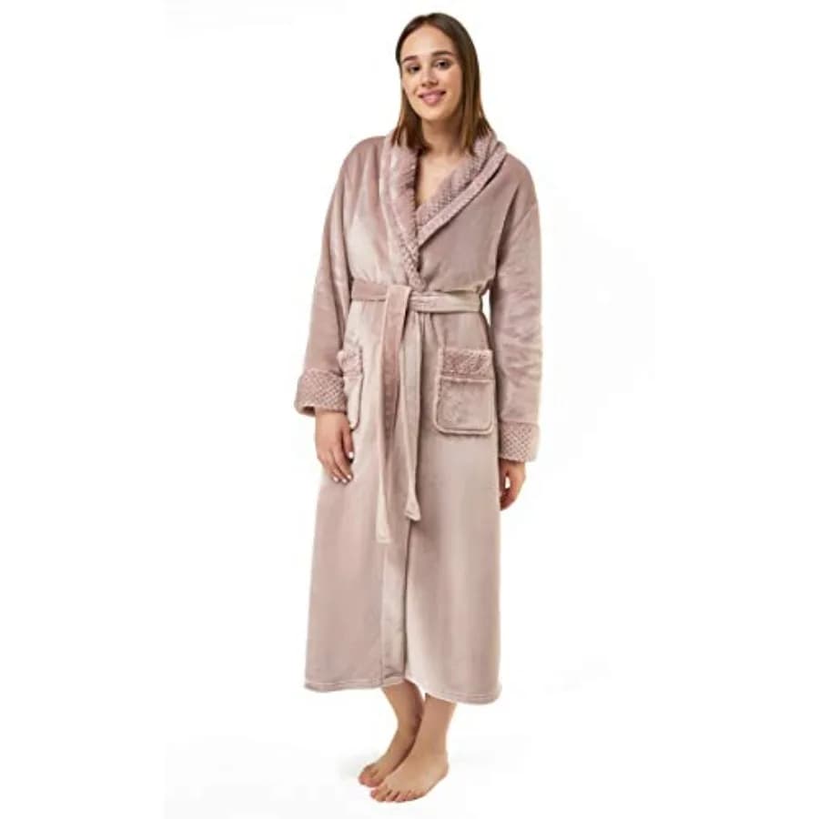 Bathrobe Oversize Turquaz Premium Luxury Ultra Soft and Warm for Women, in Plush Pile with Spacious Pockets