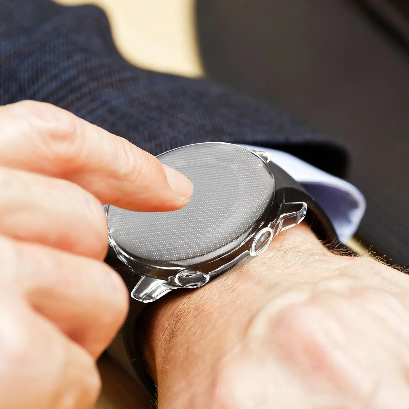 Custodia protettiva trasparente in TPU con placcatura per protezione completa e accesso a tutti i controlli dell'orologio