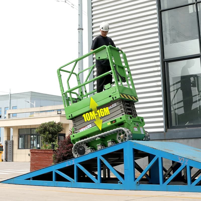 4m 6m 8m 10m 12m 14m 16m Piattaforma di lavoro aereo semovente cingolata portatile Ascensore a forbice elettrico