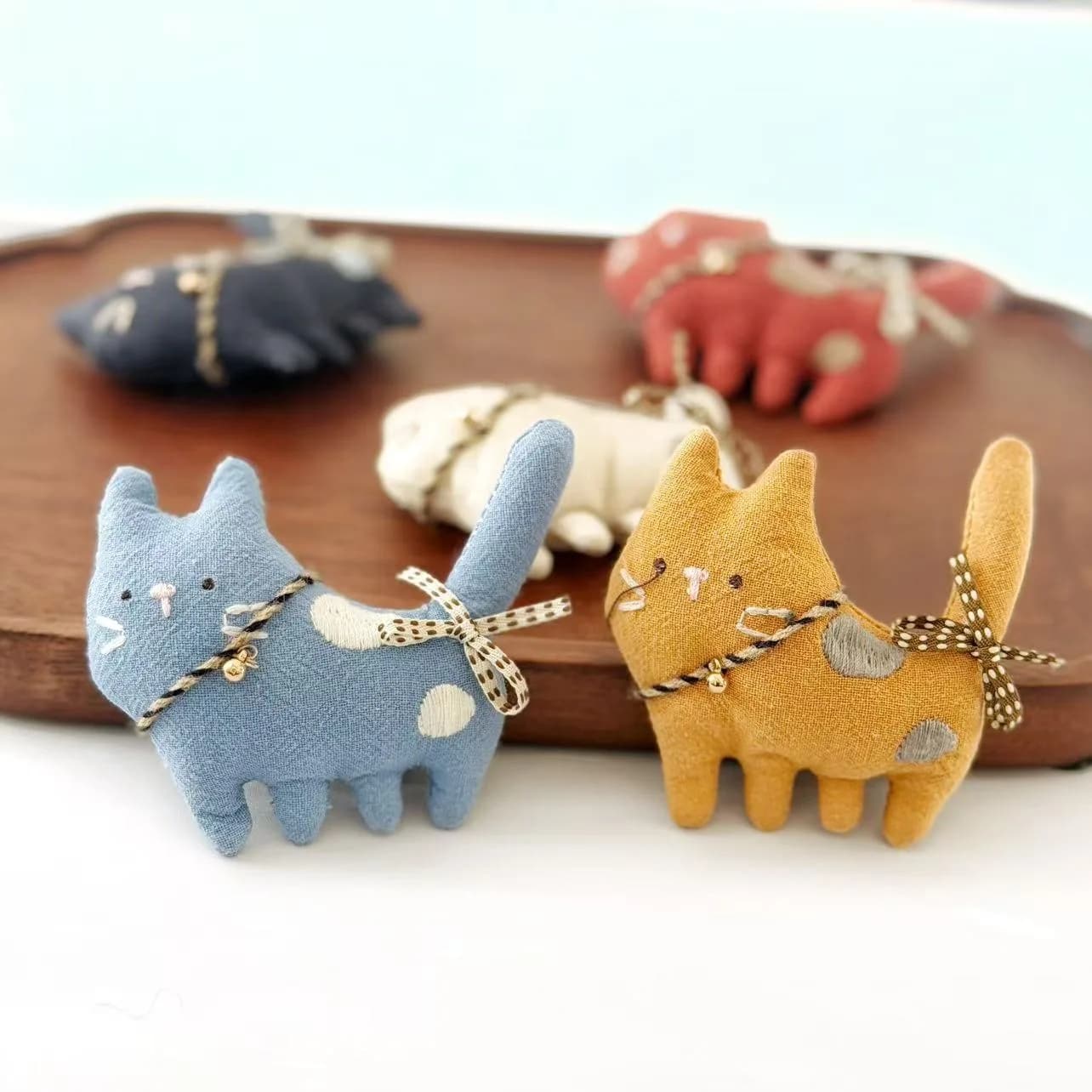 1 pz Spilla in tessuto a forma di gattino stile foresta, Accessori per abbigliamento, scarpe, calze, cappelli, borse, bambole, spilla da risvolto, Forniture per artigianato