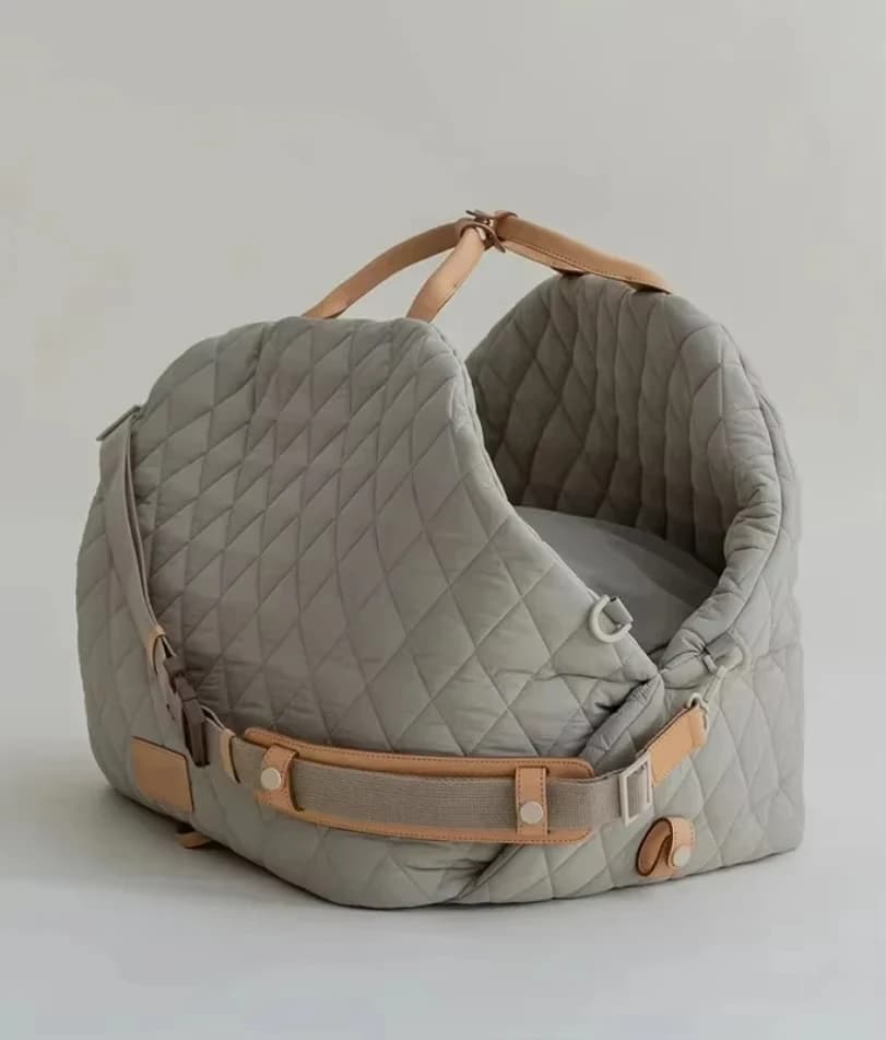 New Style Casual Fashion Luxury Pet Dog Cat Carrying Tote Bag Dog Car Carrier Booster Seat Pet Carriers