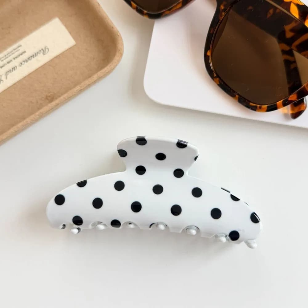 Creative Hairpin Acetic Acid Hair Claw Large Retro Polka Dot Hair Clip Korean Style Sweet Acetate Shark Clip Female