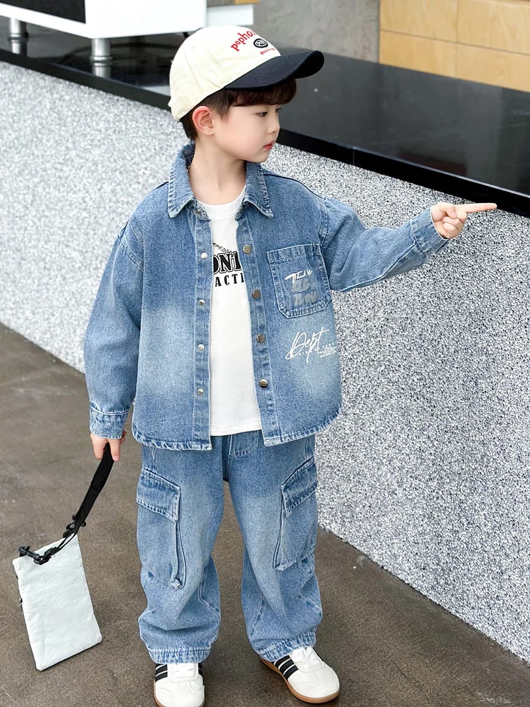 Nuovo Completo Primaverile alla Moda per Ragazzi: Set Due Pezzi in Denim con Felpa a Maniche Lunghe e Pantaloni Lunghi in Misto Cotone, Abbigliamento Casual Sportivo