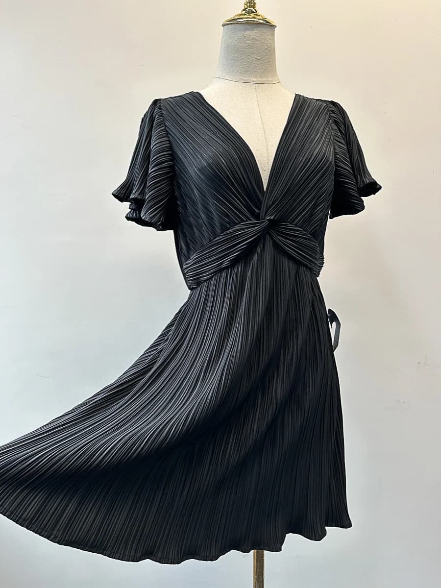 Slimming Black Silver V-neck Pleated Skirt A-line Swing Commute Dress Polyester Fiber Short Sleeve Workwear Ins Style