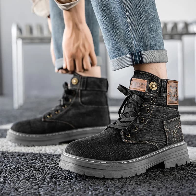 Stivaletti da uomo taglie forti Moda Denim Sneakers alte da uomo Comode scarpe da barca invernali da uomo con lacci e fondo spesso