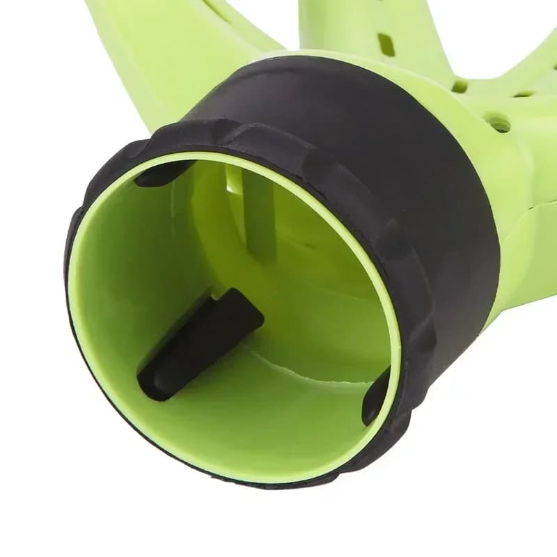 Multifunctional hand hair dryer, hood, to create a soft and fashionable styling, hairstyles, hood to dry hair from salon