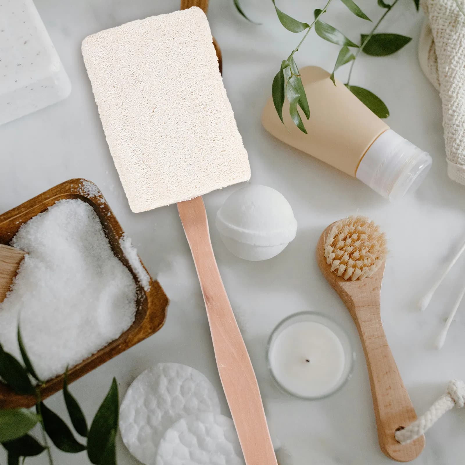 Spazzola per la schiena con manico lungo, scrubber per il corpo riutilizzabile, spazzola esfoliante in silicone morbido per la doccia, spazzola detergente per il corpo.