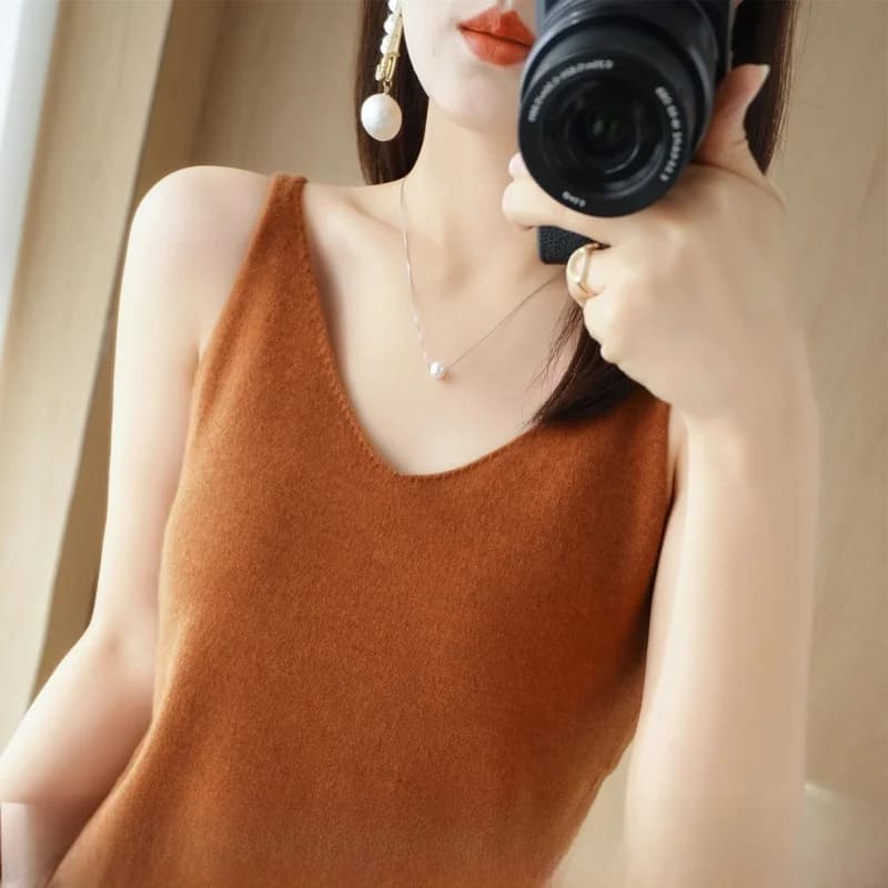 Women's Cashmere Knitted Vest Short V-Neck Camisole Top Autumn Winter Inner Match Suit White Sexy Underwear Base Shirt