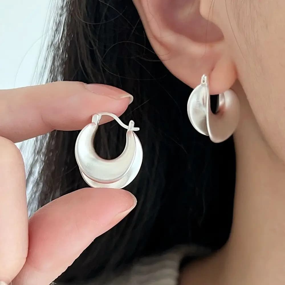 Balanced Symmetric Double Line Flower Alloy Ear Cuff, Business Formal Versatile Ear Jewelry