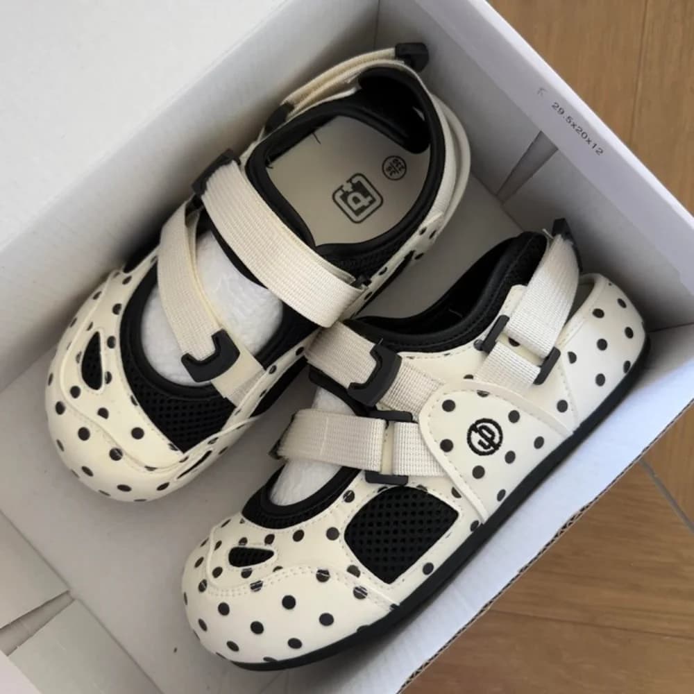 Polka Dot Closed Toe Sandals Mesh Breathable Velcro Strap Outdoor Water Shoes for Women