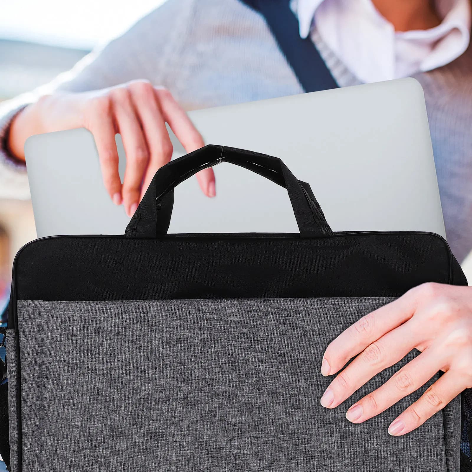 Custodia Protettiva per Laptop, Borsa per Computer da 15.6 Pollici, Resistente ai Graffi, Leggera e Portatile, con Tasca Extra
