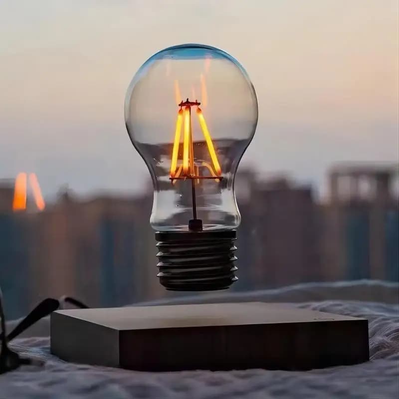 Lampada a levitazione magnetica creatività lampadina a LED in vetro galleggiante decorazione della scrivania dell'ufficio domestico tavolo regalo di compleanno novità luce notturna