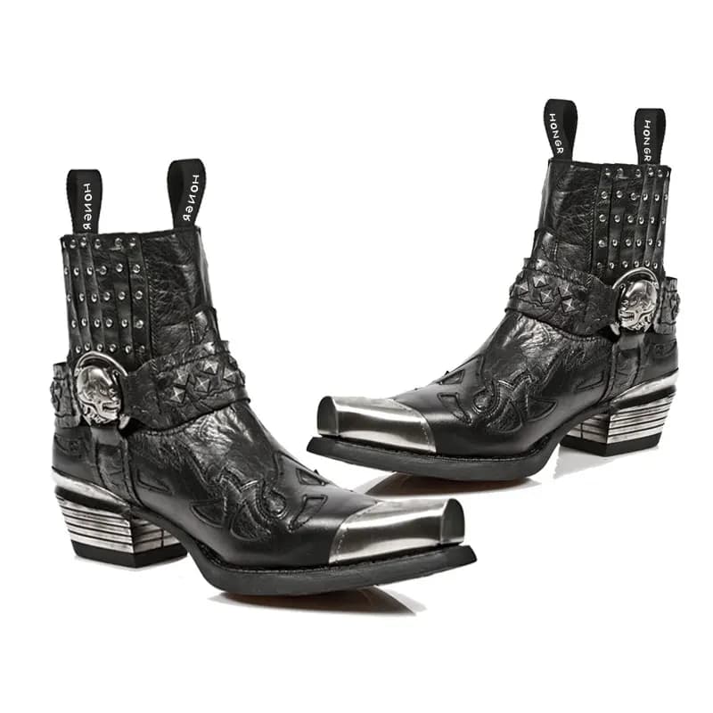 2025 Nuovi uomini popolari a punta occidentali corti marea spagnola marca punk rivetti in pelle scarpe da ginnastica da donna stivali Chelsea