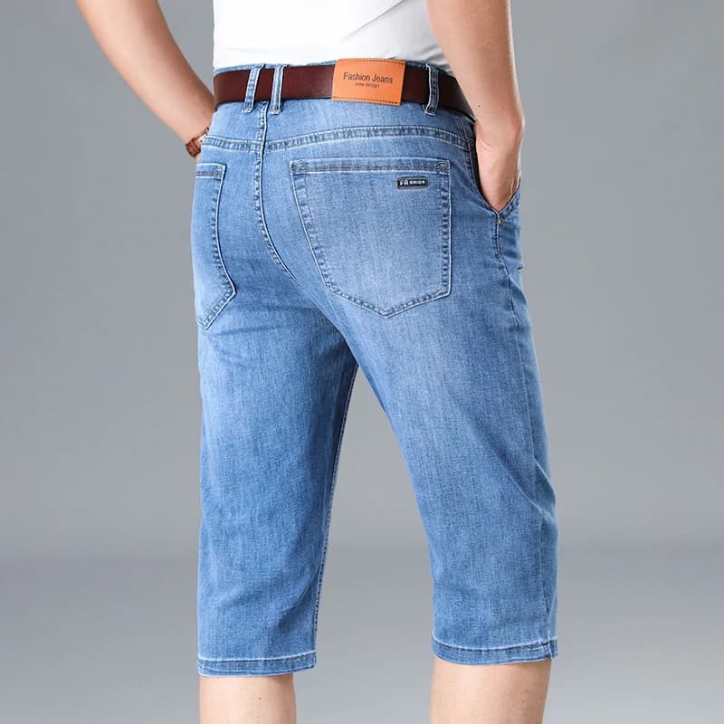 Pantaloncini di Jeans sottili estivi per uomo gamba dritta larghi tessuti elasticizzati blu chiaro pantaloncini di Jeans sopra il ginocchio