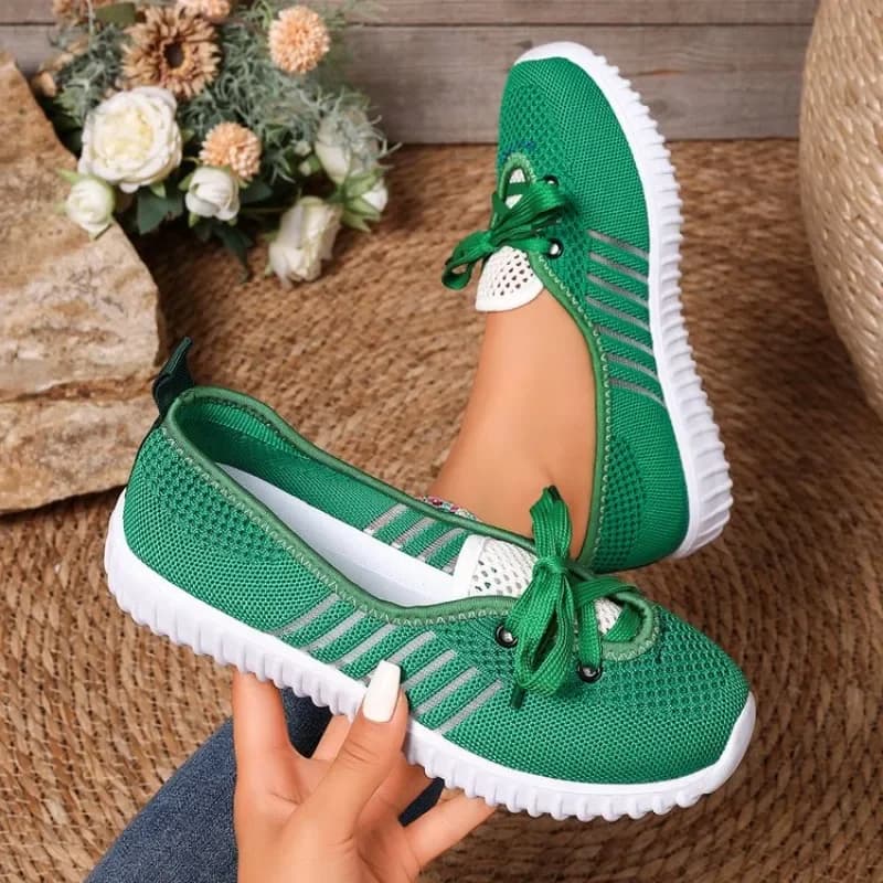 Scarpe casual da donna 2025 Nuove sneakers leggere Scarpe slip on traspiranti in mesh da donna Scarpe sportive comode alla moda con lacci