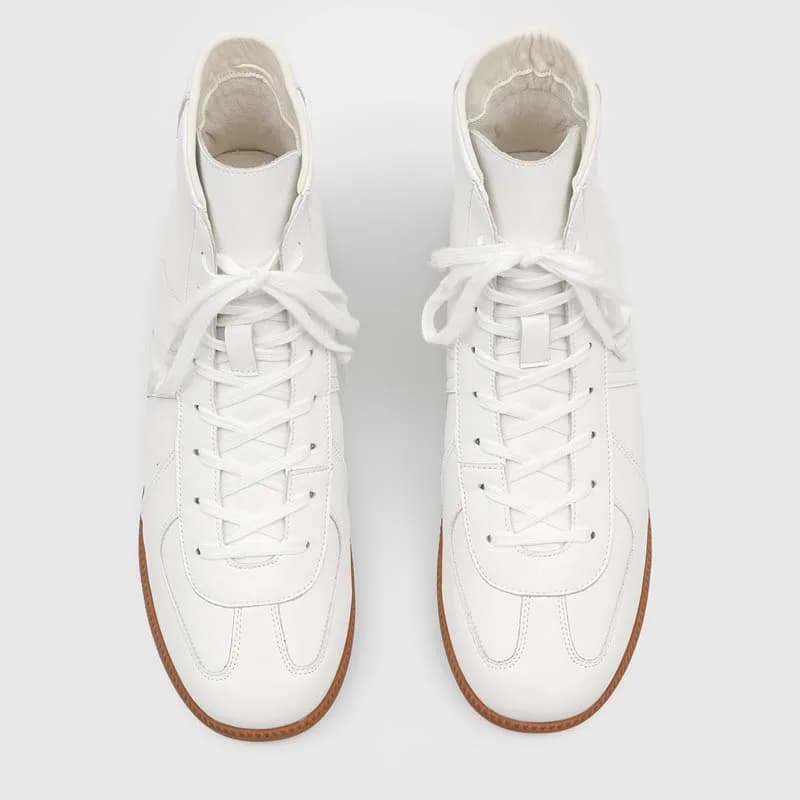 Men Classic Spliced High Top Casual Boots with A Soft Surface Simple Fashionable Height Increase Suitable for Daily Street Wear