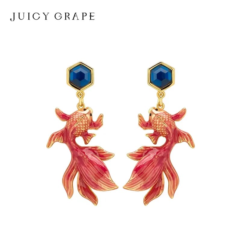 Orecchini Juicy Grape Red Goldfish, orecchini fatti a mano in argento 925 per donna, design originale, orecchini smaltati a forma di pesce rosso, regali speciali