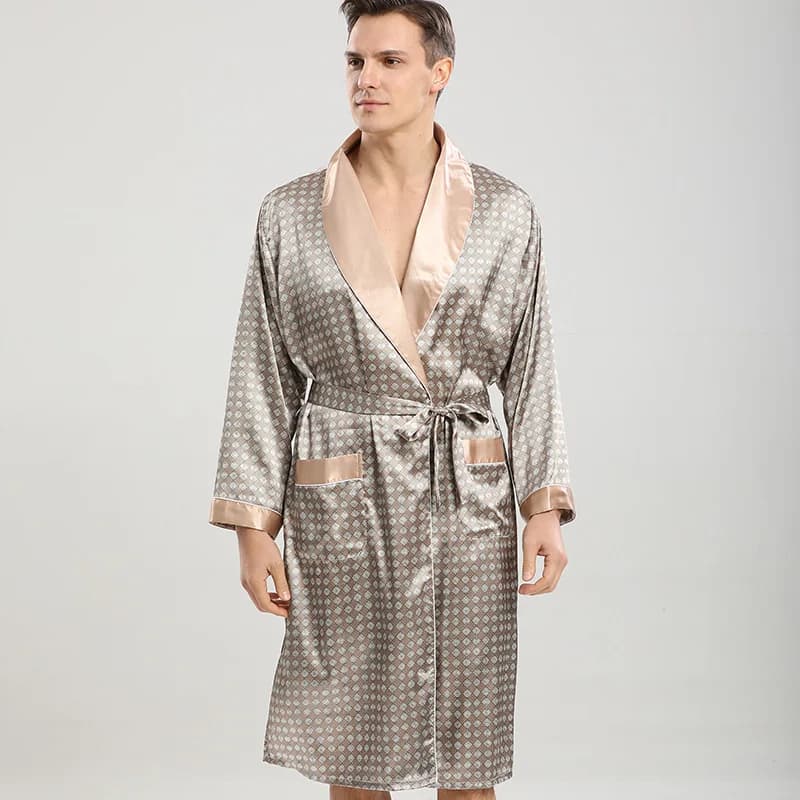 5XL Kimono Men's Swimwear Printed Dress / Shorts Home Interior Men's Showcases Nightwear Silk satin men's bathrobe Soft and cozy Long sleeves