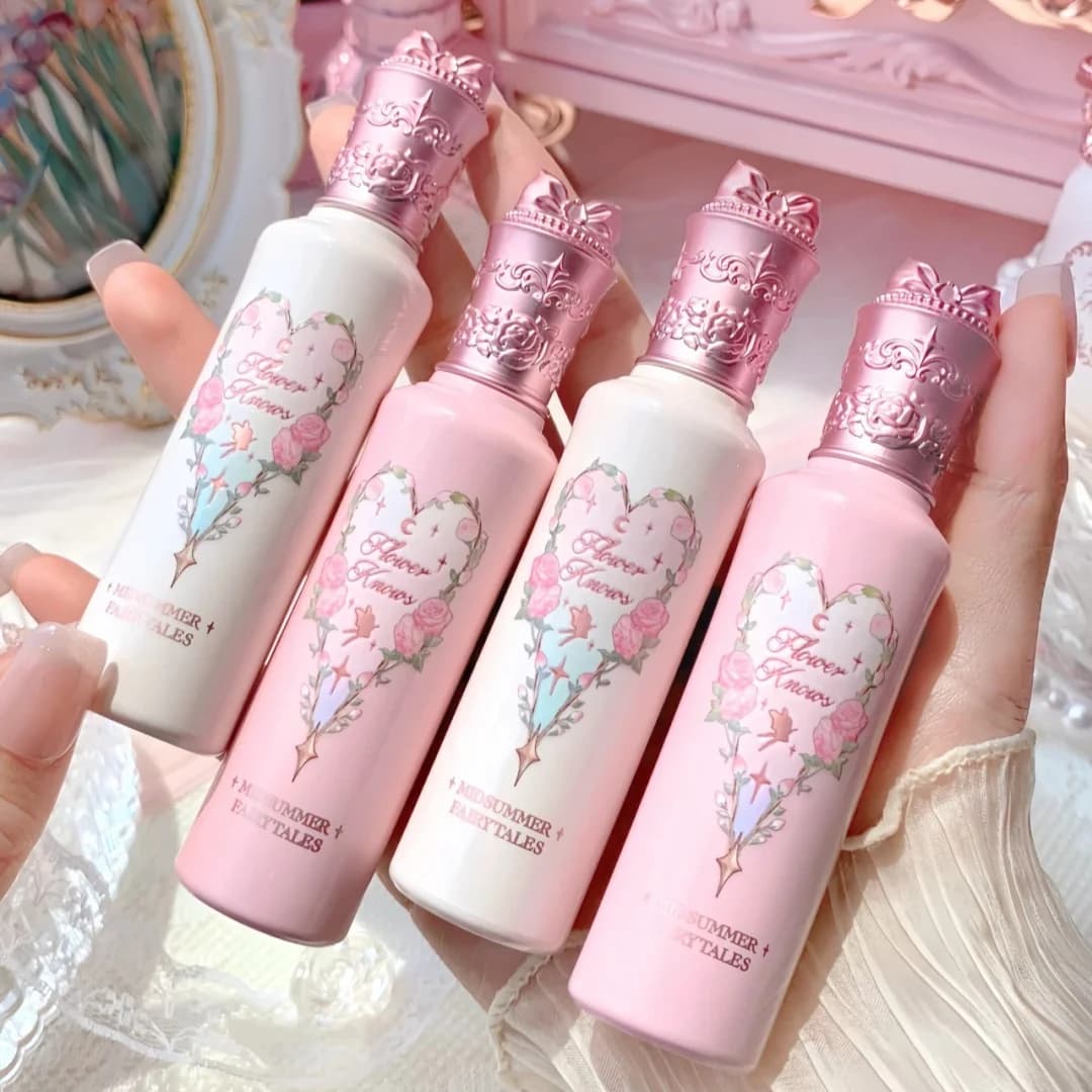 Flower Knows Midsummer Concealer Crema Leggera con Acido Ialuronico, Illuminante Liquido per Occhiaie e Rossori 0.21 fl.oz