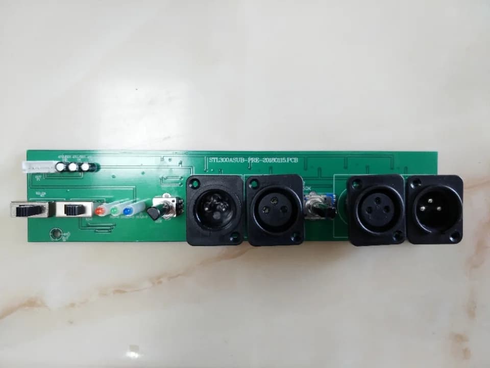 Front tab Subwoofer with adjustable frequency, adjustable phase, satellite speaker output, low-cut band, overload indication