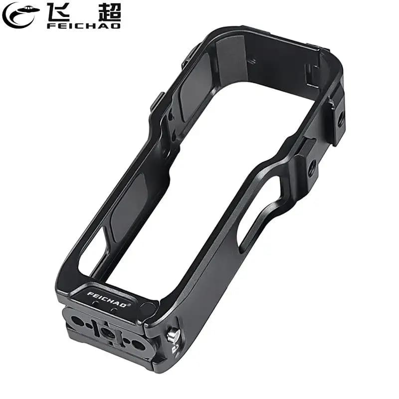 Metal cage protective housing frame support for cold horizontal and vertical shooting shoes for action cam accessories Insta360 One RS