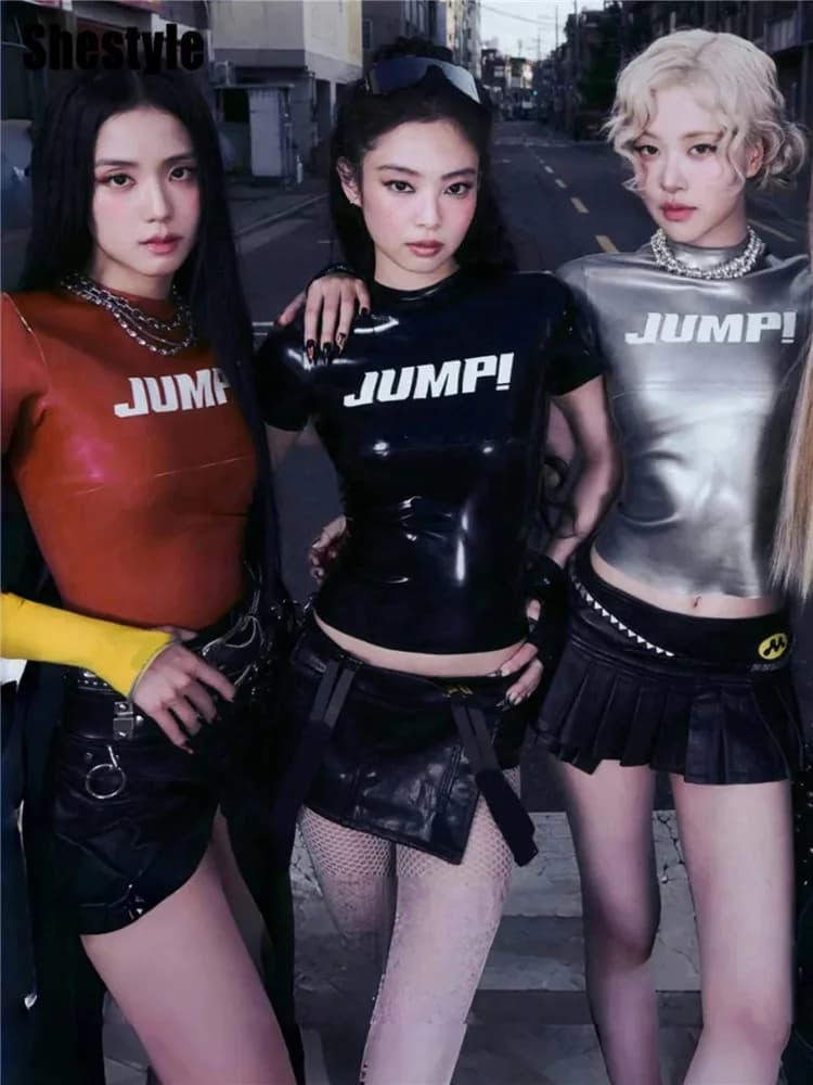 Shestyle PU Pelle Manica corta T-shirt Donna 2025 Autunno Girocollo Salto Lettera Stampa Skinny KPOP Dance Crop Top Shinny Cool