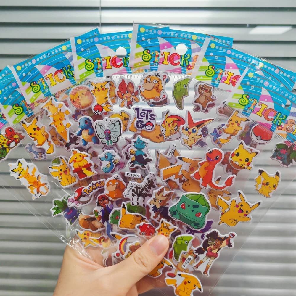 12 Sheets Cute Anime Pokemon Wall decals Kawaii 3D Pikachu Decalcomanie Toys for Children Cartoon Bubble Paste Addensare La Ricompensa Sticker Gifts