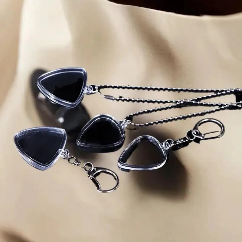 Conservazione del plettro per chitarra; Scatola di raccolta trasparente con portachiavi, design a forma di cuore
