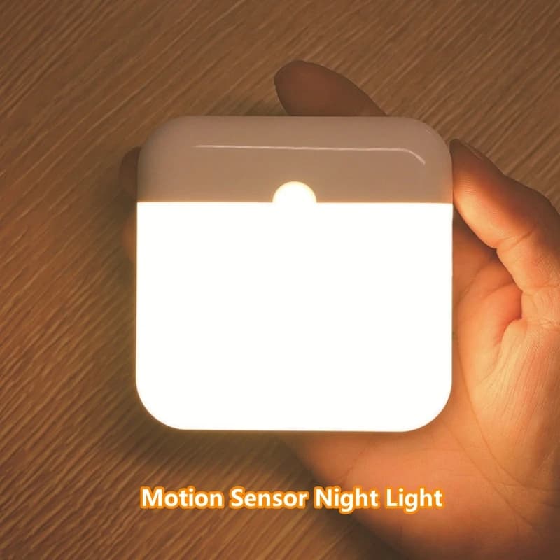 Lampada da notte con sensore di movimento a LED Lampada da notte USB Lampada quadrata ricaricabile per camera da letto Cucina Scala Corridoio Guardaroba Armadio Illuminazione