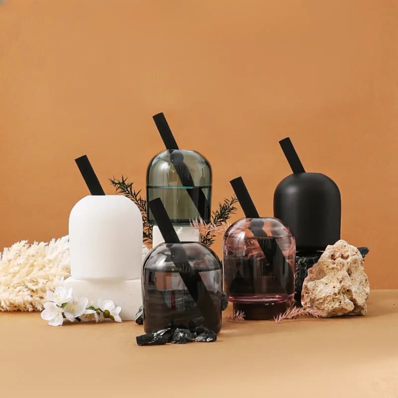 Bottiglia di aromaterapia creativa senza fuoco Casa Camera da letto Hotel Diffusore di aromaterapia Bottiglia di vetro di olio essenziale Decorazione della casa Artigianato