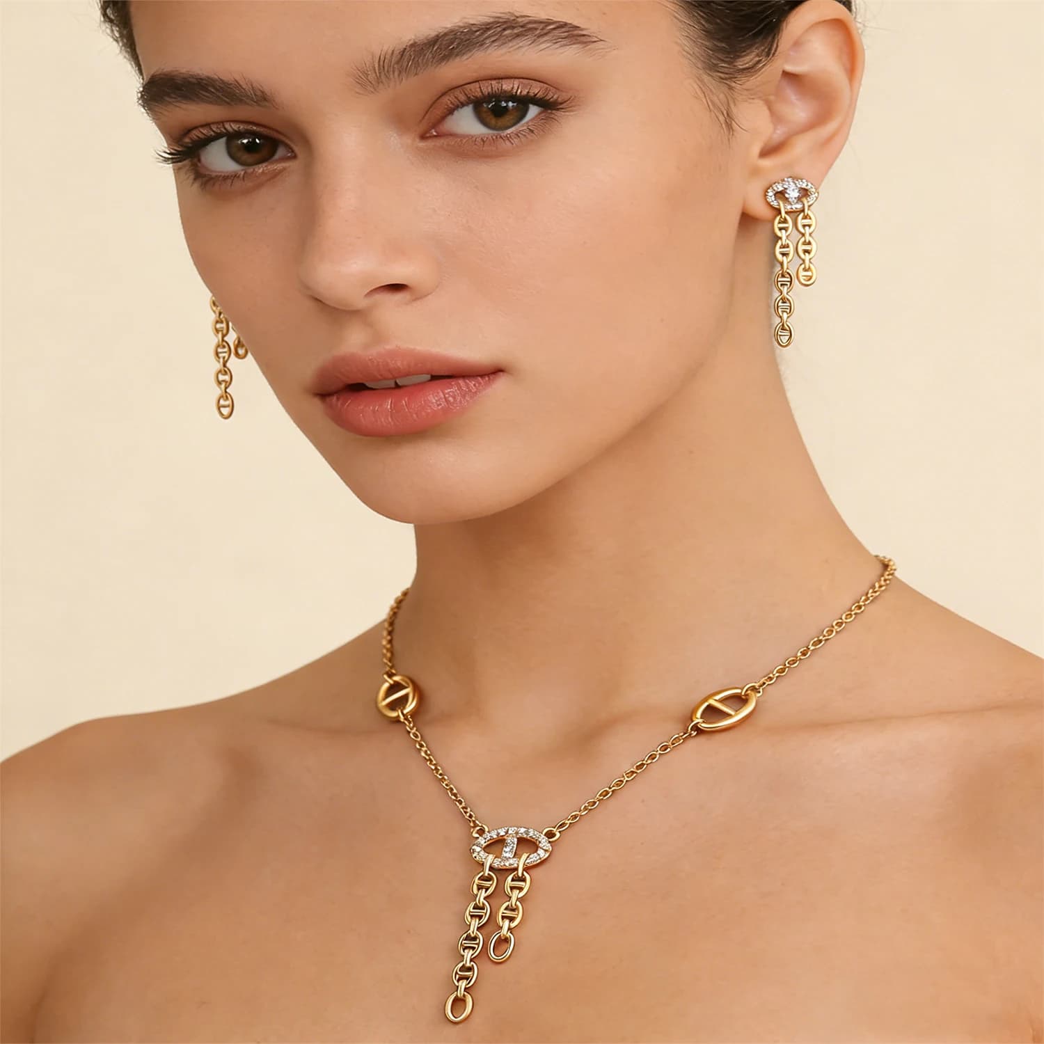 Set Collana e Orecchini con Catena a Maglie Ovali Placcata Oro e Zirconi, Gioielli di Lusso con Pendente in Zirconia Cubica, per Matrimonio