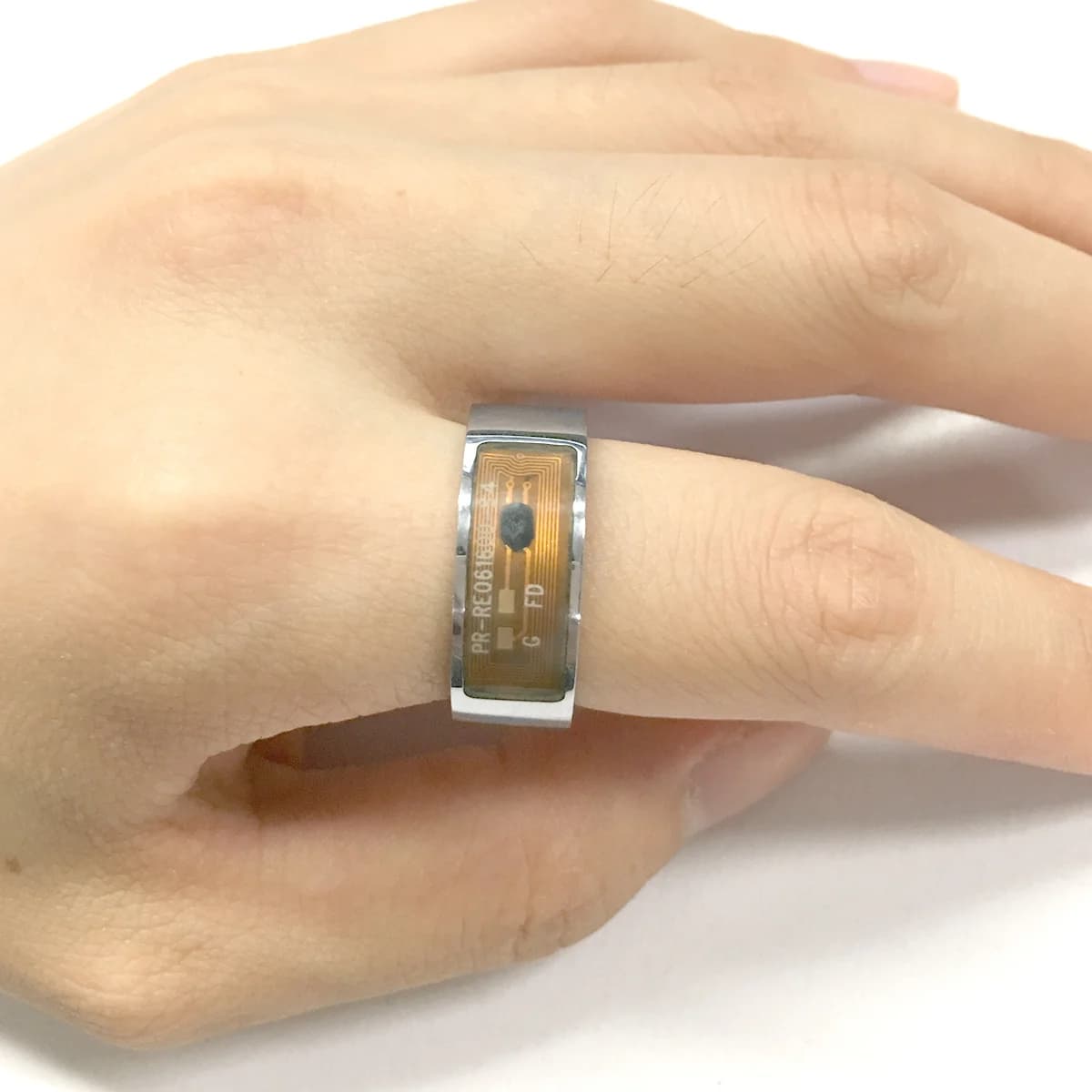 Anello intelligente NFC trasparente da 8 mm multifunzione Touch Sblocco App Blocco Anello da dito digitale per telefono cellulare