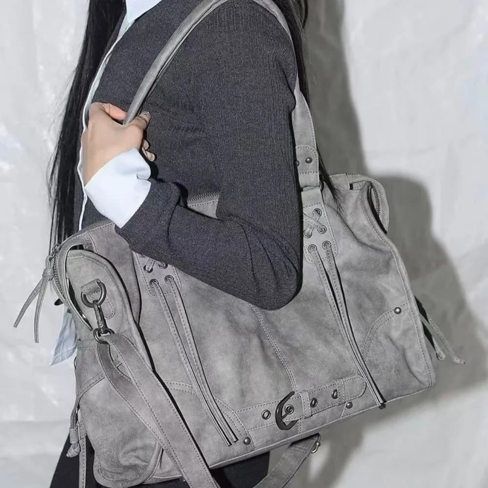 Borsa a Tracolla Vintage Harajuku in Pelle Lavata, Grande Capacità, Stile Gotico Y2K, Multi-Tasca, Borsa da Viaggio per Donne