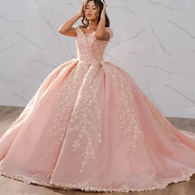 Abiti Quinceanera rosa lucido personalizzati con spalle scoperte Perline di tull applique Volant in pizzo Vestido De 15 Quinceanera