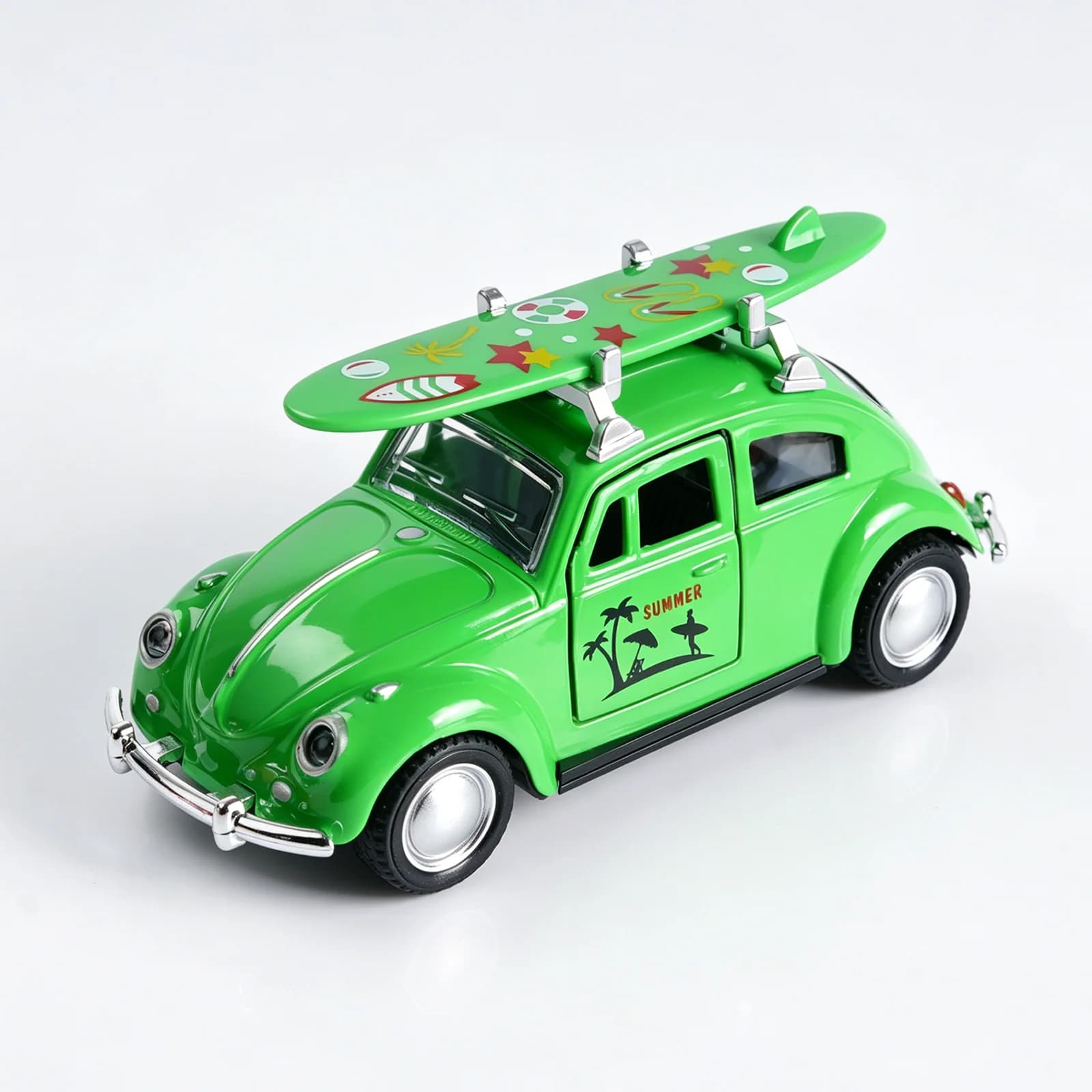 Modellino Auto Die-Cast Maggiolino Verde Retrò, Scala 1:36 in Lega con Funzione Pull-Back, Tavola da Surf, Porte Apribili, Giocattolo Estivo da Spiaggia per Bambini