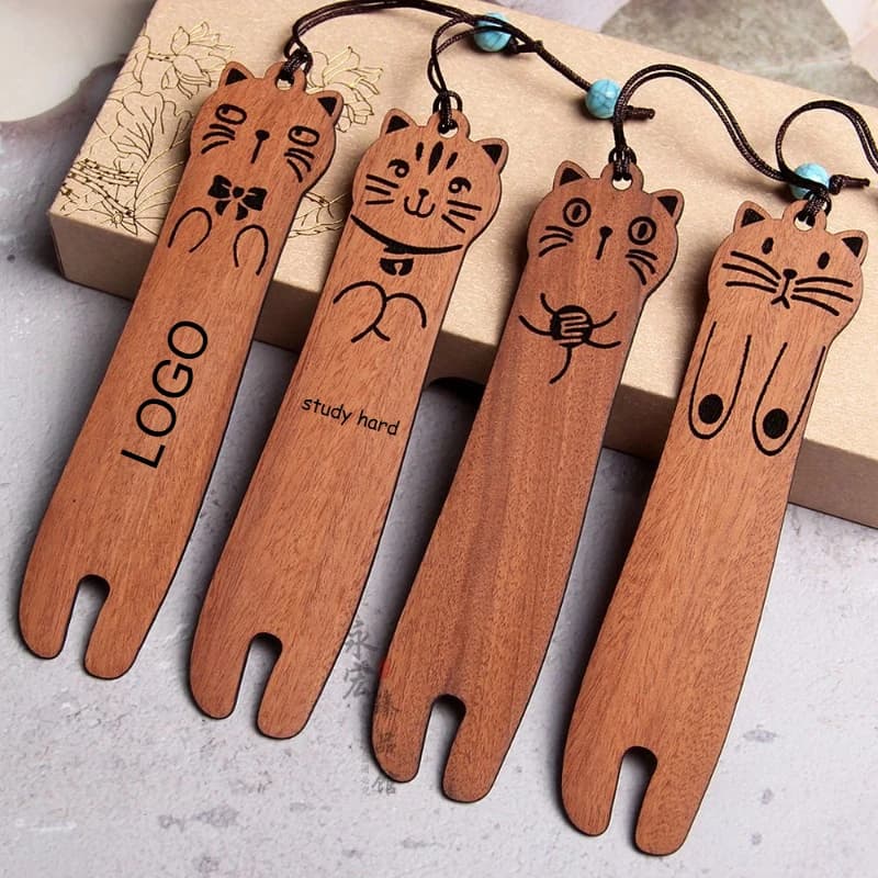 Bookmark in Wood Customised with LOGO, Gatto Shape Cartoon Animated, Laser Engraving, in Palissandro, Cute Animal Bookmark, Custom Creative Gift for Application