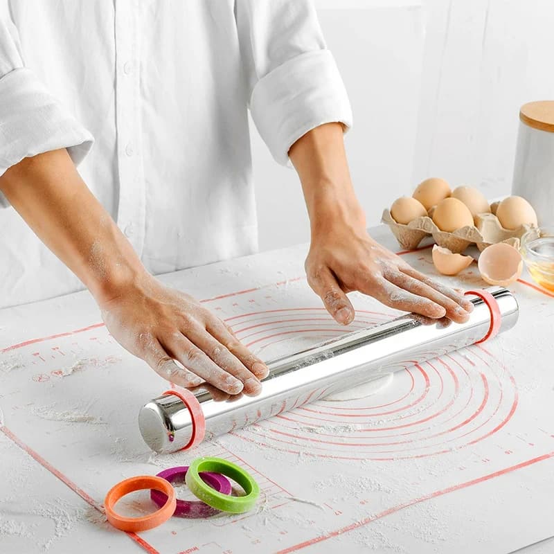 Mattarello regolabile in acciaio inossidabile Tappetino da forno in silicone Rullo per pasta 4 Anello di spessore rimovibile Torta Pizza Pasticceria Strumento di cottura