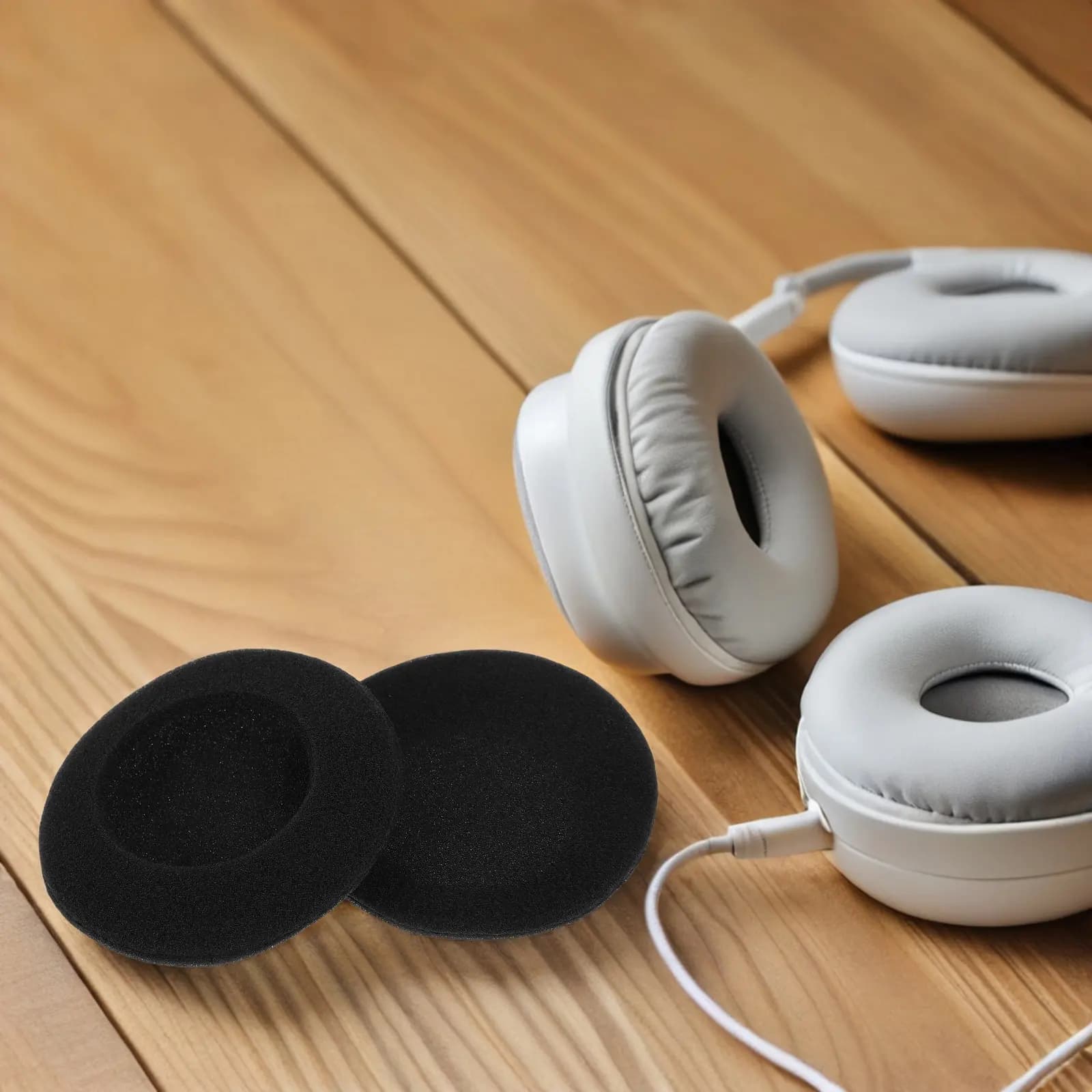2 Pezzi Cuscinetti Rotondi in Spugna da 50 mm per Cuffie, Morbidi e Leggeri, Compatibili con Cuffie da Gaming e Musicali