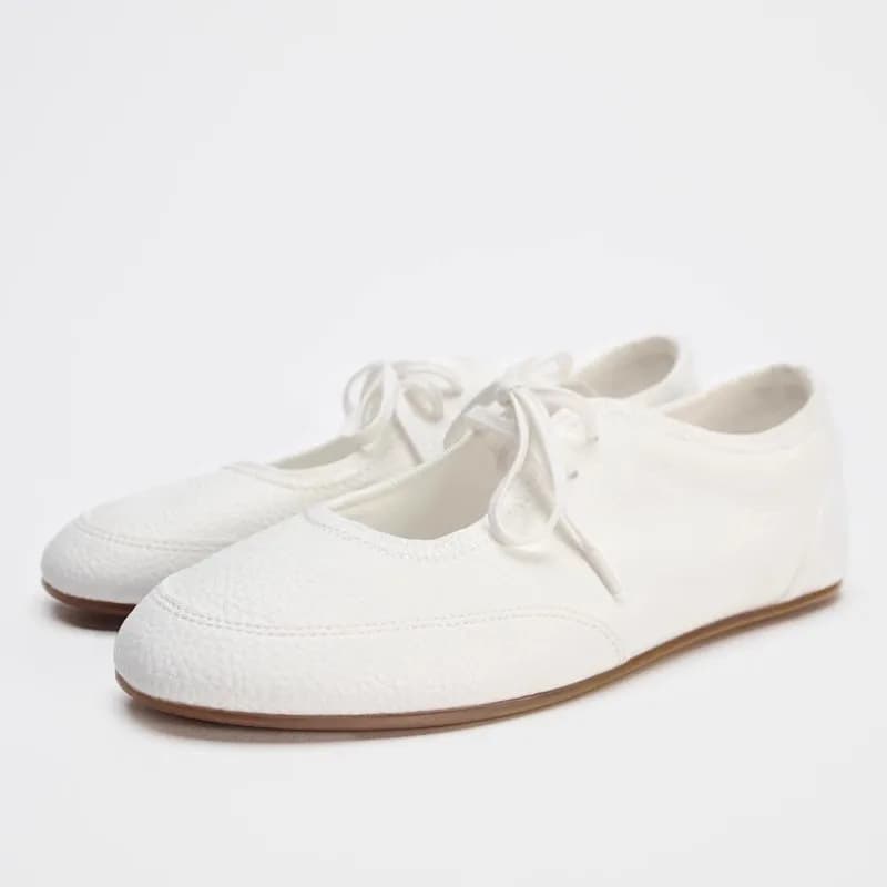 2025 Designer Brand Donna Ballerine in morbida pelle Moda Punta tonda poco profonda Autunno Scarpe da donna quotidiane Lace Up Mocassini casual