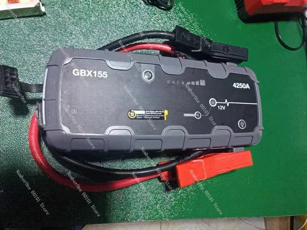 Nuovo Aggiornamento - Avviatore di Emergenza UltraSafe 4250A, Booster per Batteria al Litio 12V, Avviatore Portatile, Power Bank e Cavi di Avviamento